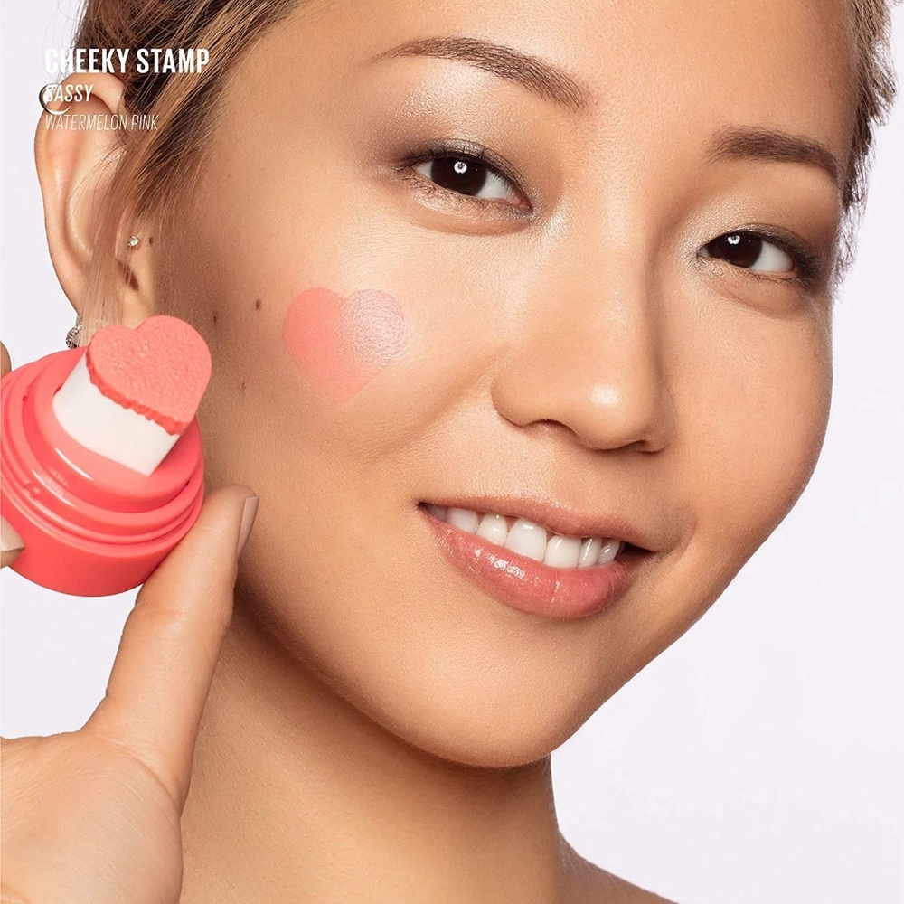NEW IN BOX Kaja Cheeky Stamp Liquid Blush in Colour Sassy